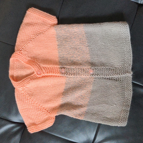Other - 🧶Hand knitted toddler cardigan